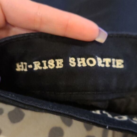 American eagle black hi rise shortie size 2‎ - Picture 3 of 6
